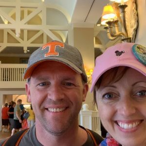 Meet your Posher, Cecily